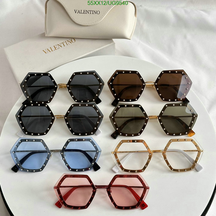 Valentino-Glasses Code: UG9540 $: 55USD