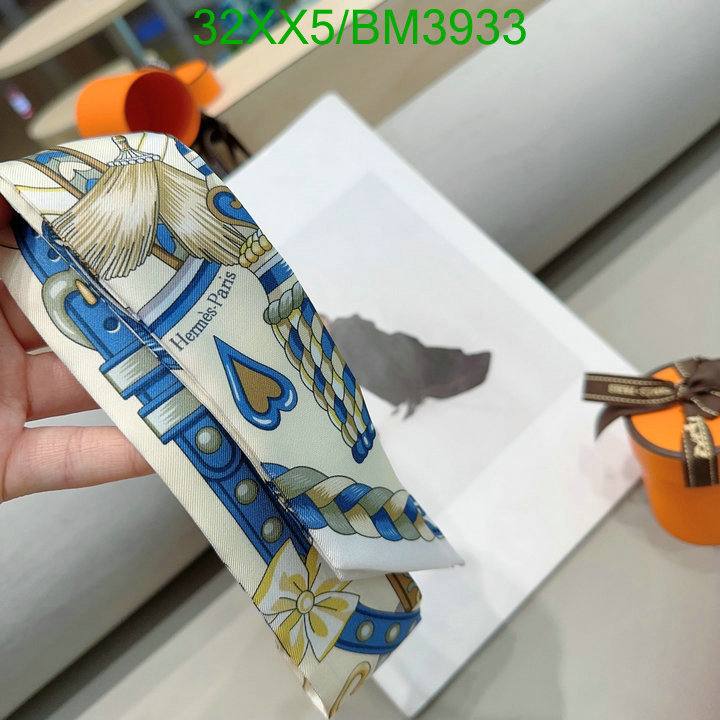 Hermes-Scarf Code: BM3933 $: 32USD