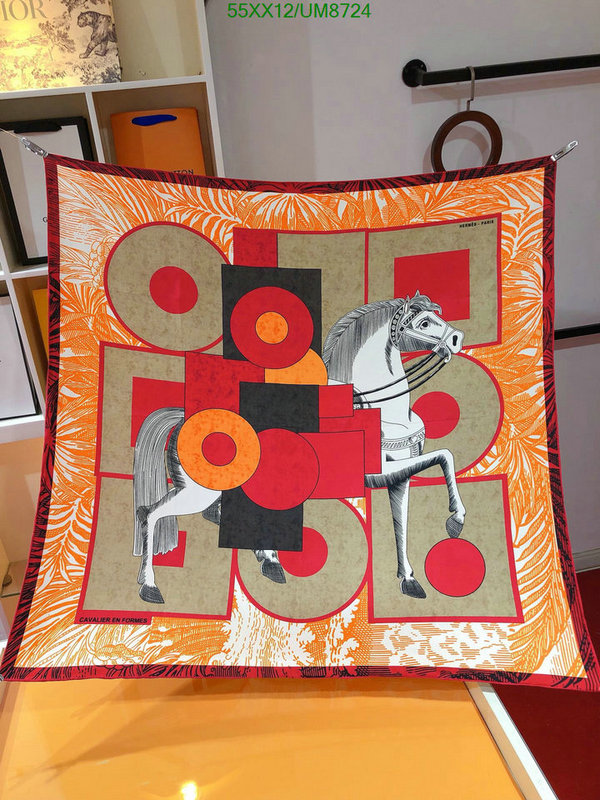 Hermes-Scarf Code: UM8724 $: 55USD