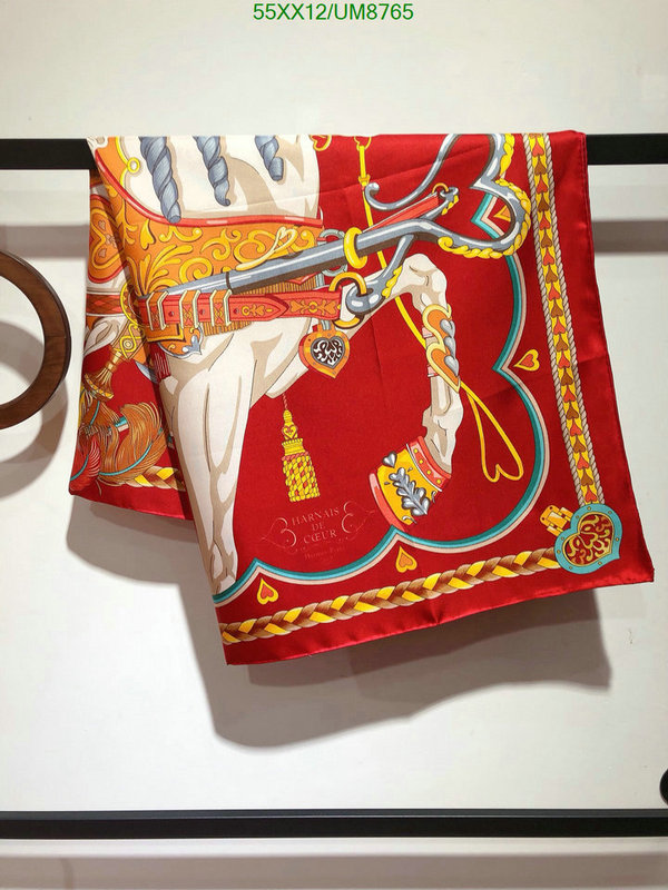 Hermes-Scarf Code: UM8765 $: 55USD