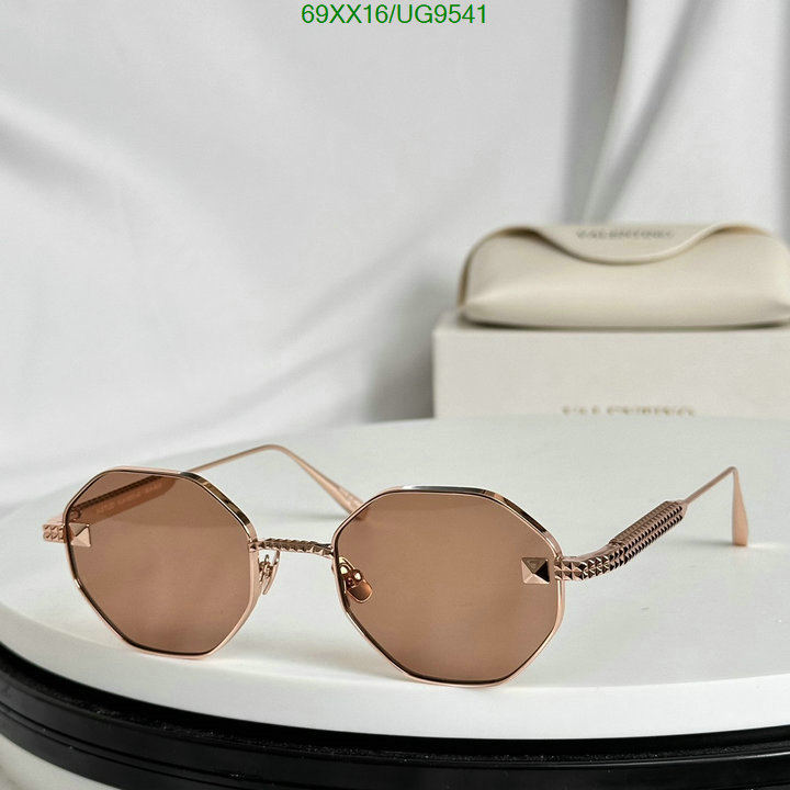 Valentino-Glasses Code: UG9541 $: 69USD