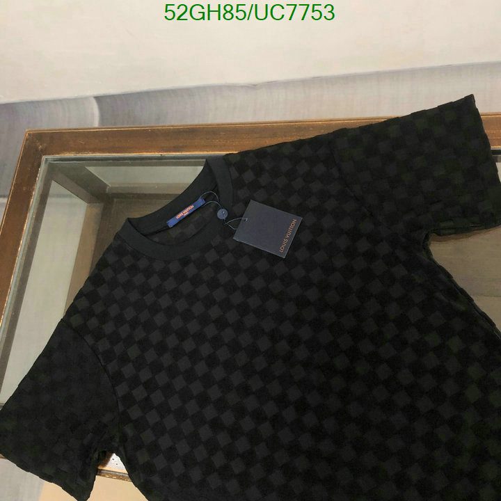 LV-Clothing Code: UC7753 $: 52USD