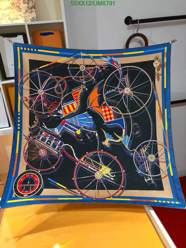 Hermes-Scarf Code: UM8791 $: 55USD