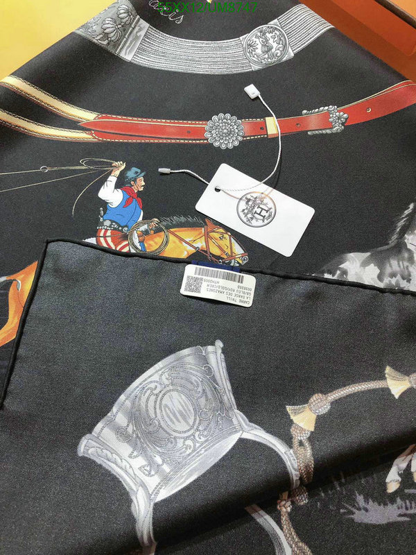 Hermes-Scarf Code: UM8747 $: 55USD