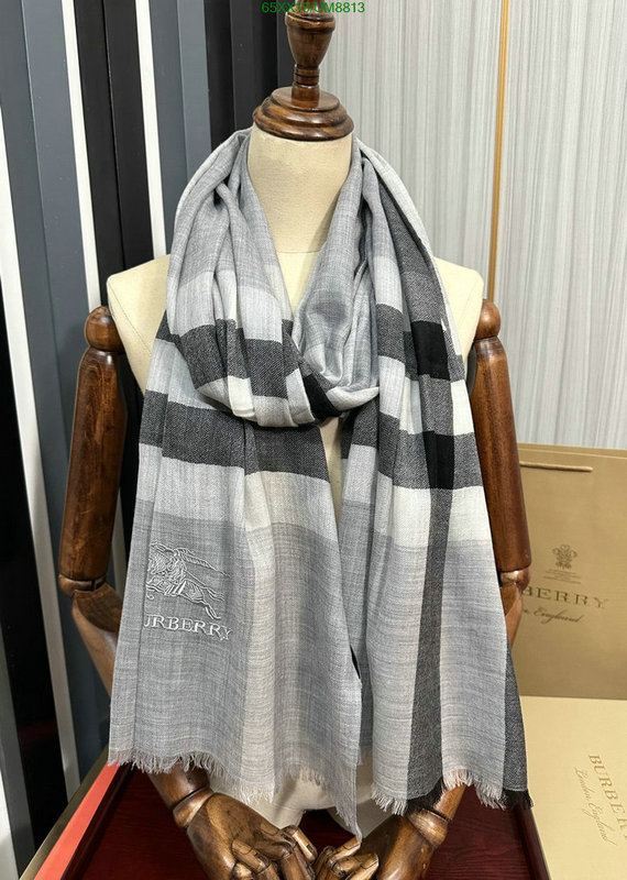 Burberry-Scarf Code: UM8813 $: 65USD