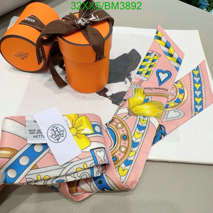 Hermes-Scarf Code: BM3892 $: 32USD