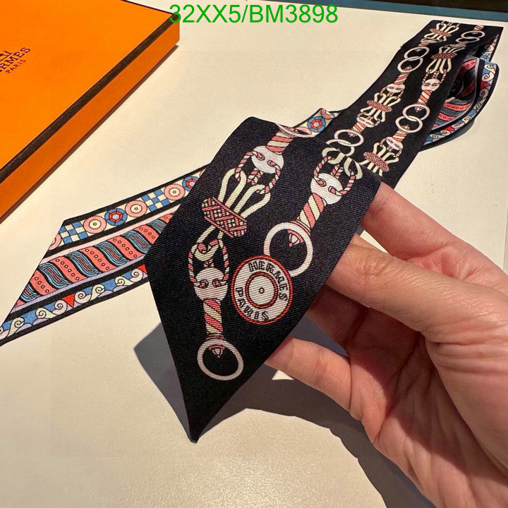 Hermes-Scarf Code: BM3898 $: 32USD