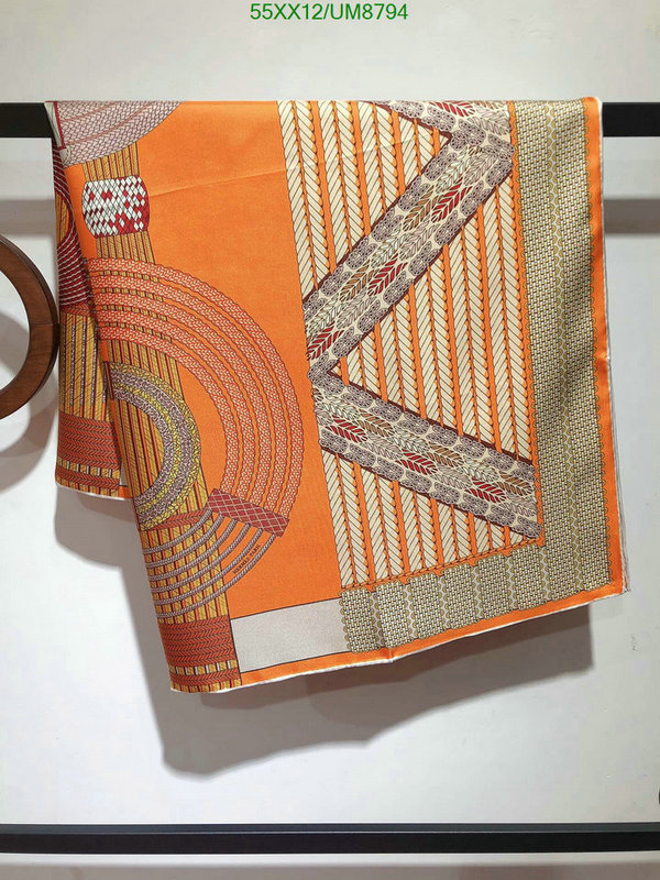 Hermes-Scarf Code: UM8794 $: 55USD