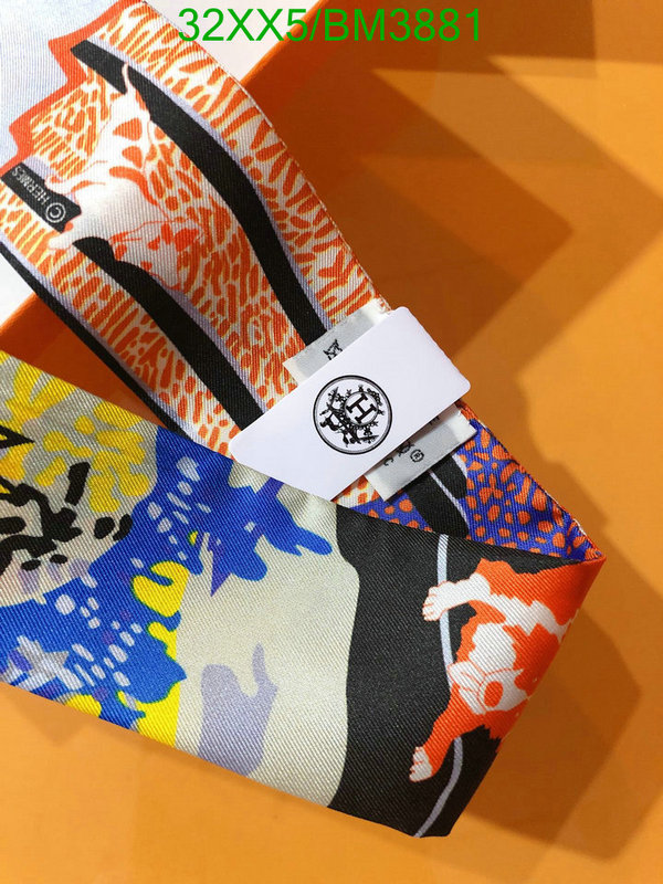 Hermes-Scarf Code: BM3881 $: 32USD