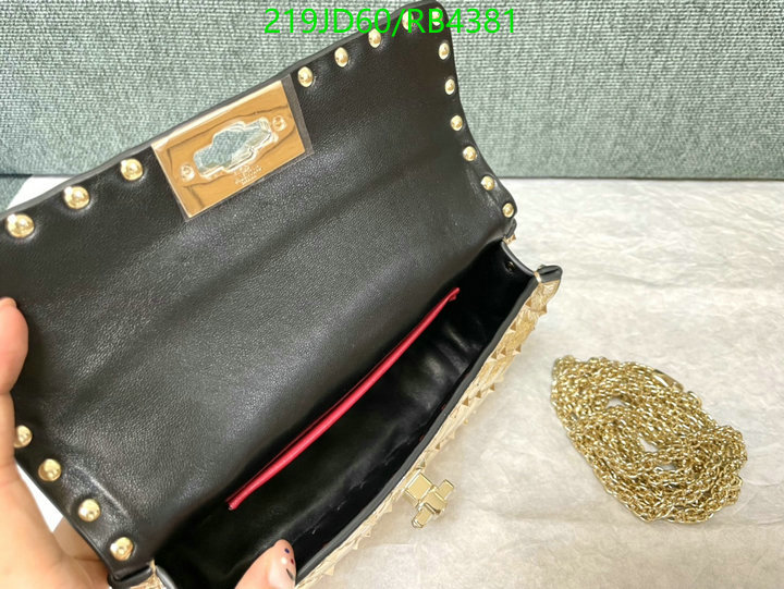 Valentino-Bag-Mirror Quality Code: RB4381 $: 219USD