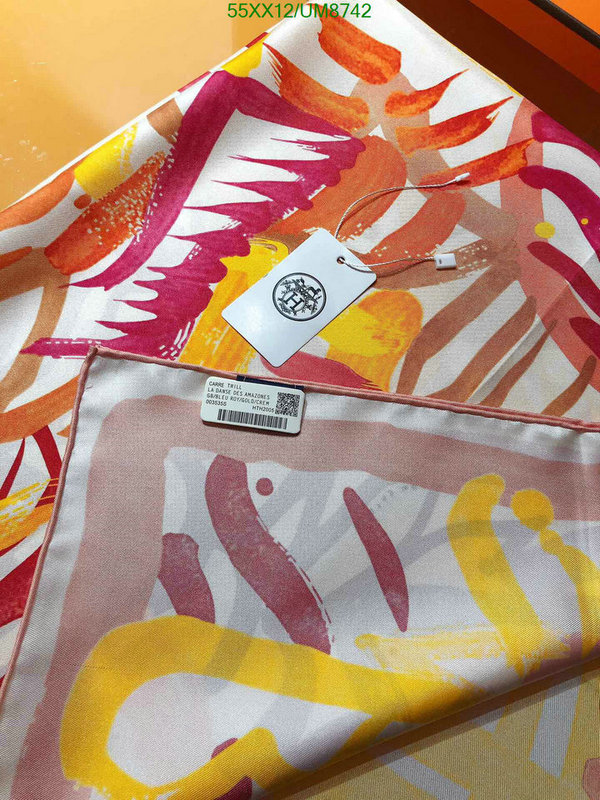 Hermes-Scarf Code: UM8742 $: 55USD