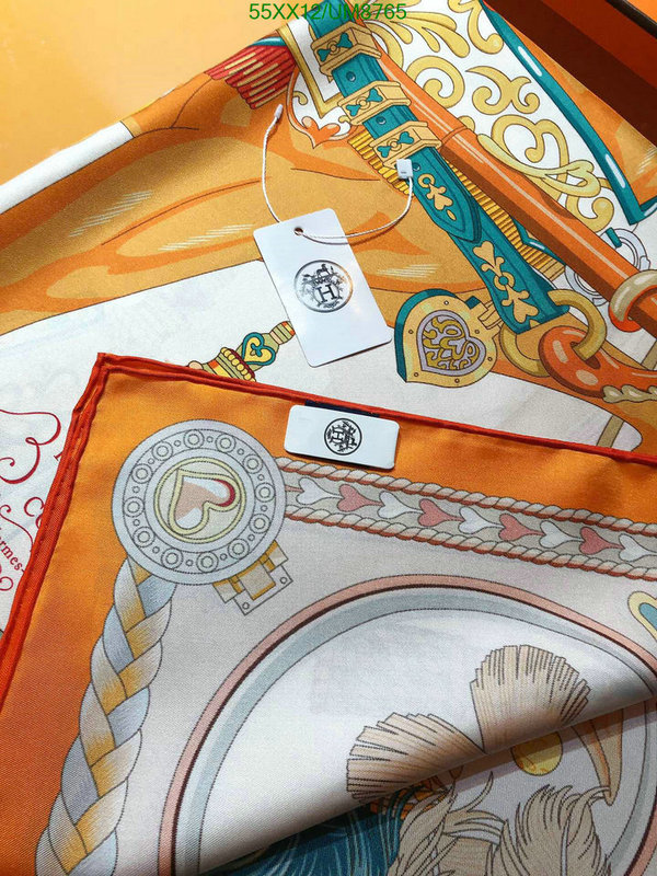 Hermes-Scarf Code: UM8765 $: 55USD