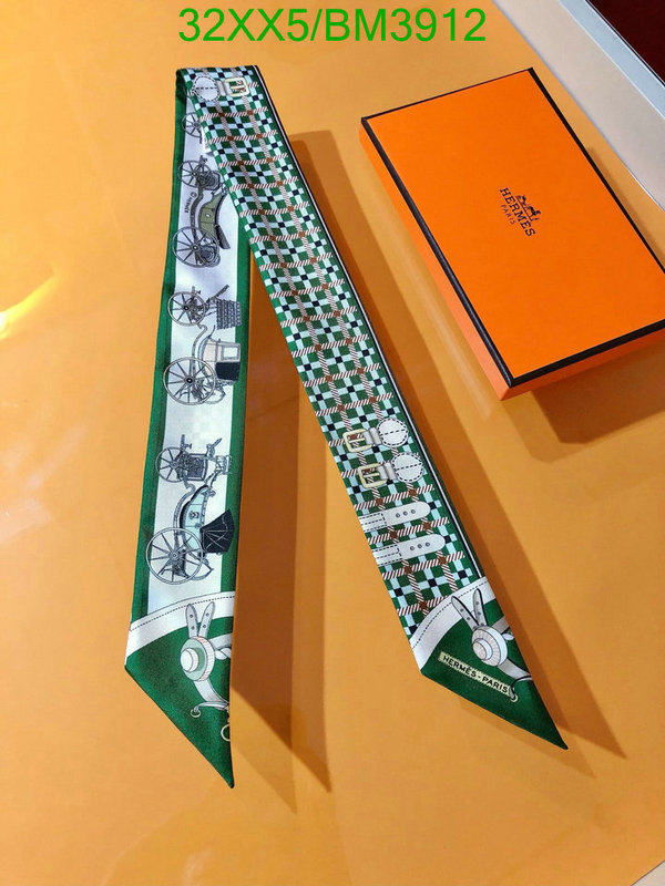 Hermes-Scarf Code: BM3912 $: 32USD