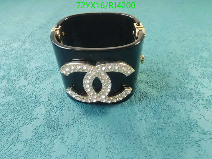 Chanel-Jewelry Code: RJ4200 $: 72USD