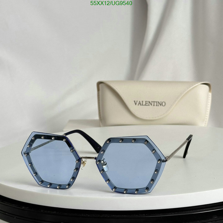 Valentino-Glasses Code: UG9540 $: 55USD