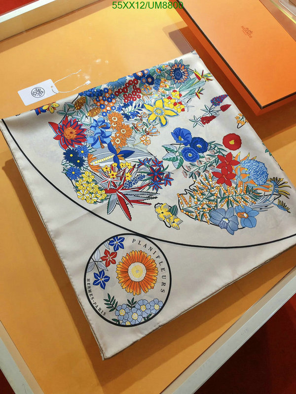 Hermes-Scarf Code: UM8800 $: 55USD