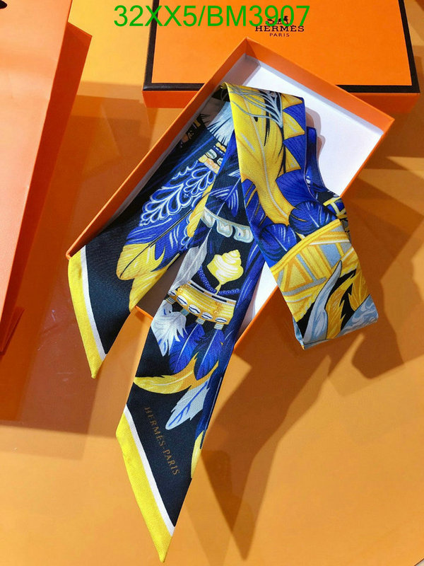 Hermes-Scarf Code: BM3907 $: 32USD