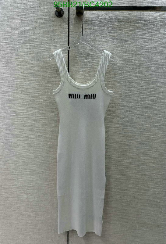 MIUMIU-Clothing Code: BC4202 $: 95USD