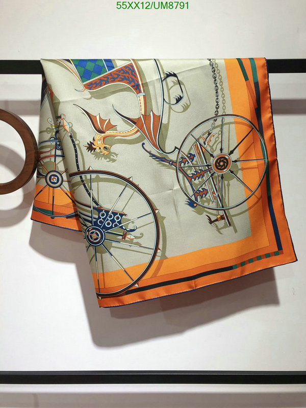 Hermes-Scarf Code: UM8791 $: 55USD