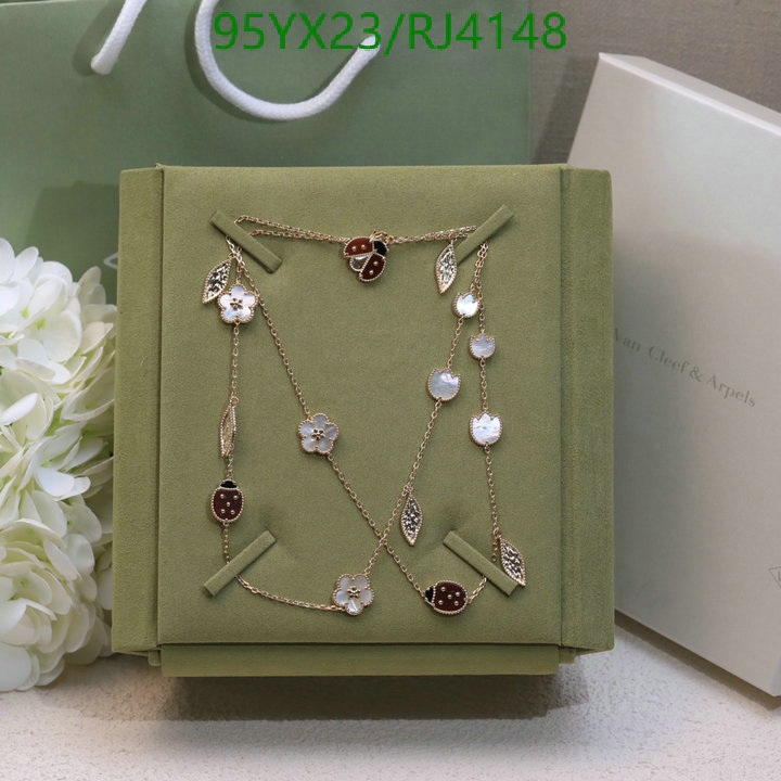 Van Cleef & Arpels-Jewelry Code: RJ4148 $: 95USD