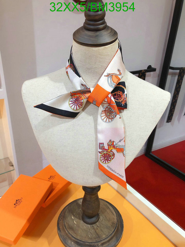 Hermes-Scarf Code: BM3954 $: 32USD