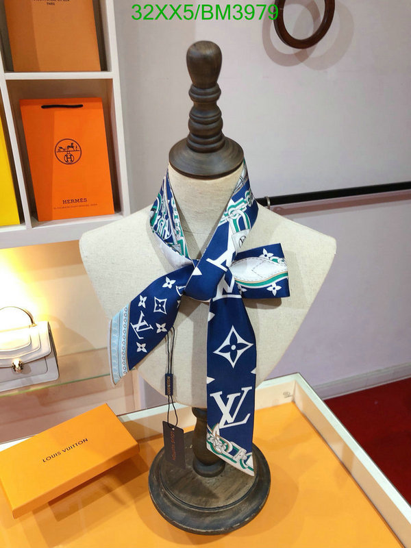 LV-Scarf Code: BM3979 $: 32USD