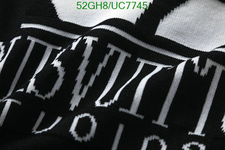 LV-Clothing Code: UC7745 $: 52USD