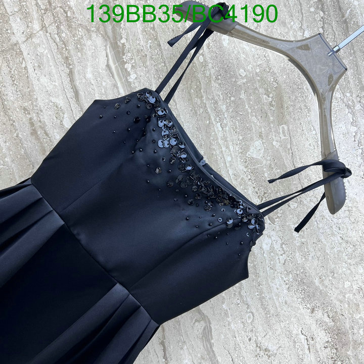MIUMIU-Clothing Code: BC4190 $: 139USD