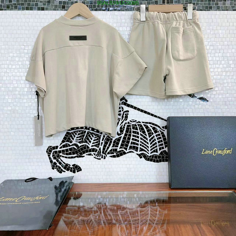 Essentials-Kids clothing Code: UC9095 $: 95USD