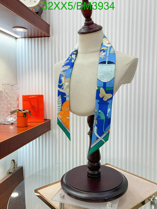 Hermes-Scarf Code: BM3934 $: 32USD