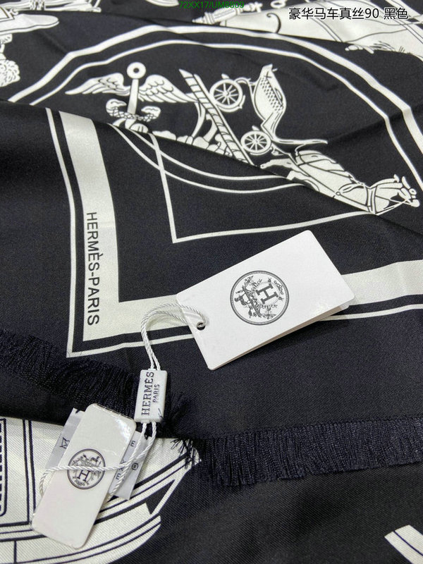 Hermes-Scarf Code: UM8809 $: 72USD