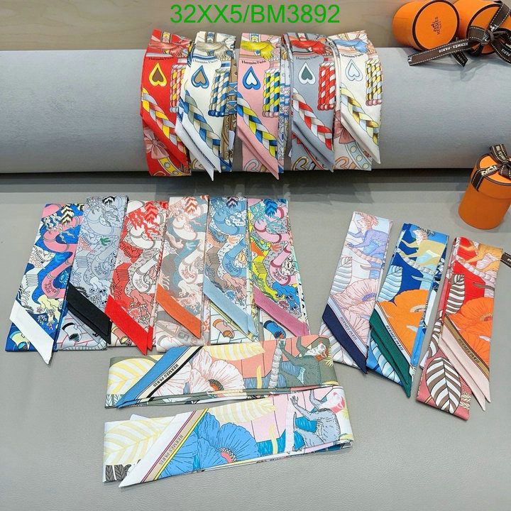 Hermes-Scarf Code: BM3892 $: 32USD