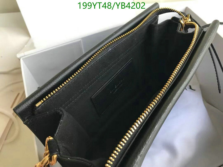 Givenchy-Bag-Mirror Quality Code: YB4202 $: 199USD