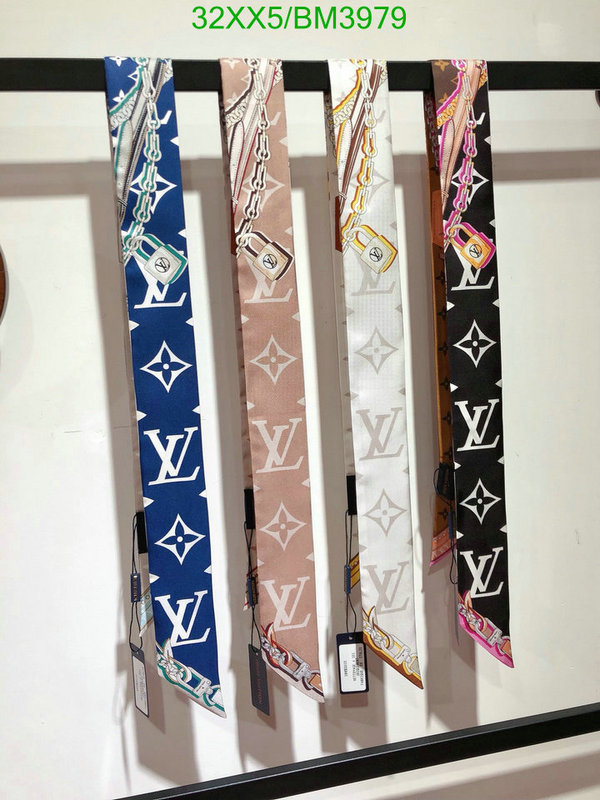 LV-Scarf Code: BM3979 $: 32USD