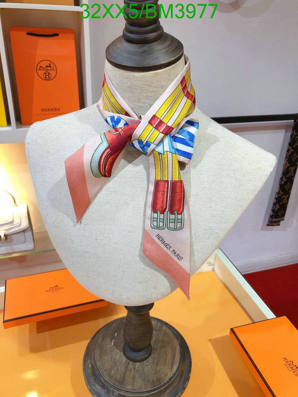 Hermes-Scarf Code: BM3977 $: 32USD