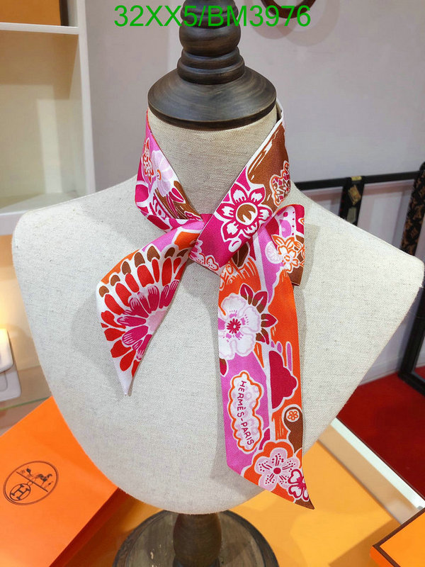 Hermes-Scarf Code: BM3976 $: 32USD