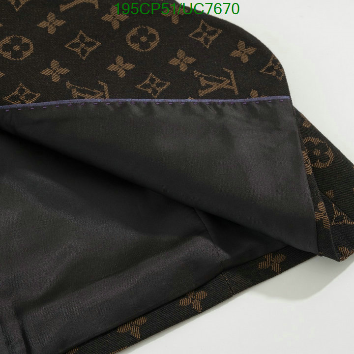 LV-Clothing Code: UC7670