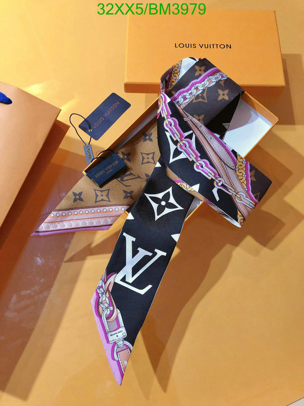 LV-Scarf Code: BM3979 $: 32USD