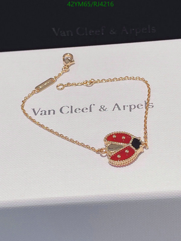 Van Cleef & Arpels-Jewelry Code: RJ4216 $: 42USD