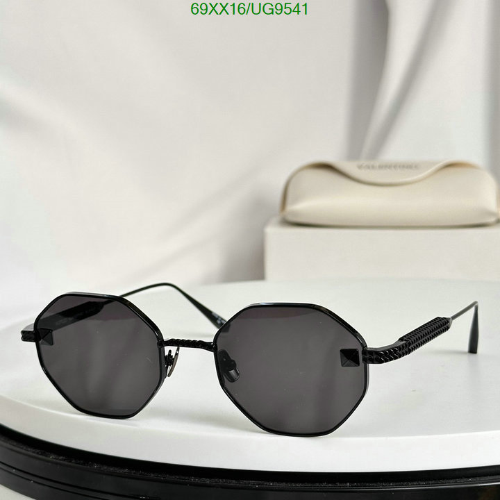 Valentino-Glasses Code: UG9541 $: 69USD