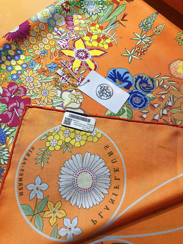 Hermes-Scarf Code: UM8800 $: 55USD