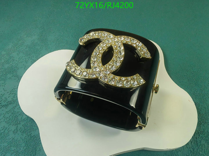 Chanel-Jewelry Code: RJ4200 $: 72USD