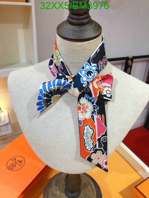 Hermes-Scarf Code: BM3976 $: 32USD