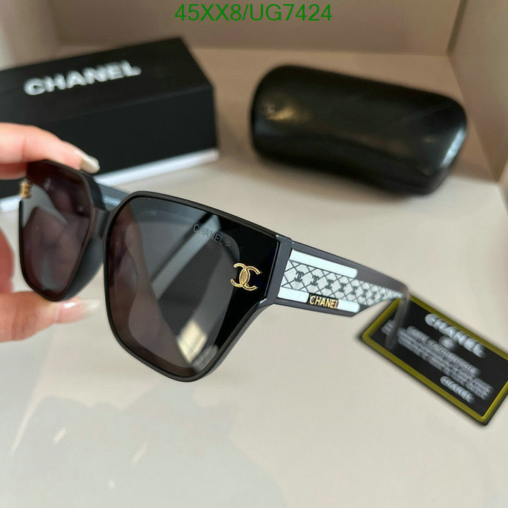 Chanel-Glasses Code: UG7424 $: 45USD