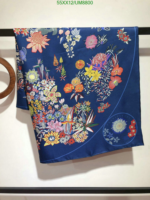 Hermes-Scarf Code: UM8800 $: 55USD