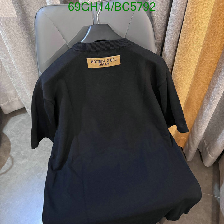 LV-Clothing Code: BC5792 $: 69USD
