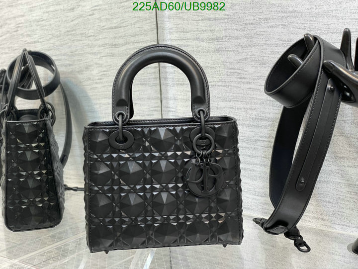 Dior-Bag-Mirror Quality Code: UB9982 $: 225USD