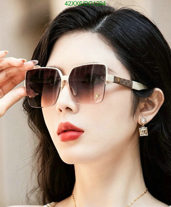 Chanel-Glasses Code: DG1294 $: 42USD