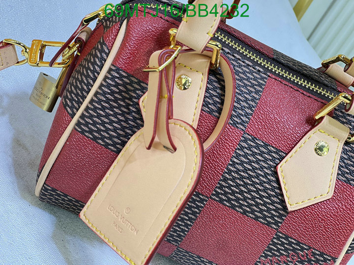 LV-Bag-4A Quality Code: BB4232 $: 69USD