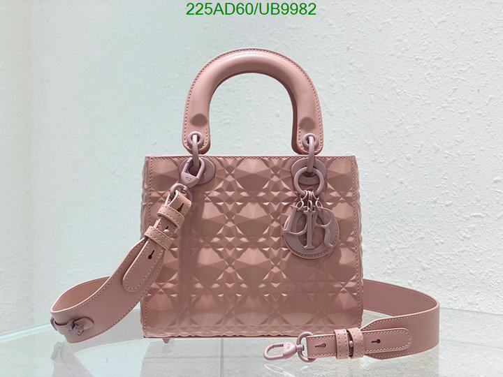 Dior-Bag-Mirror Quality Code: UB9982 $: 225USD